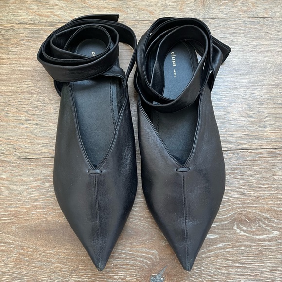 CELINE pointy-toe leather ballet flats with ankle tie knot in Black | size EU 40 - Picture 2 of 5